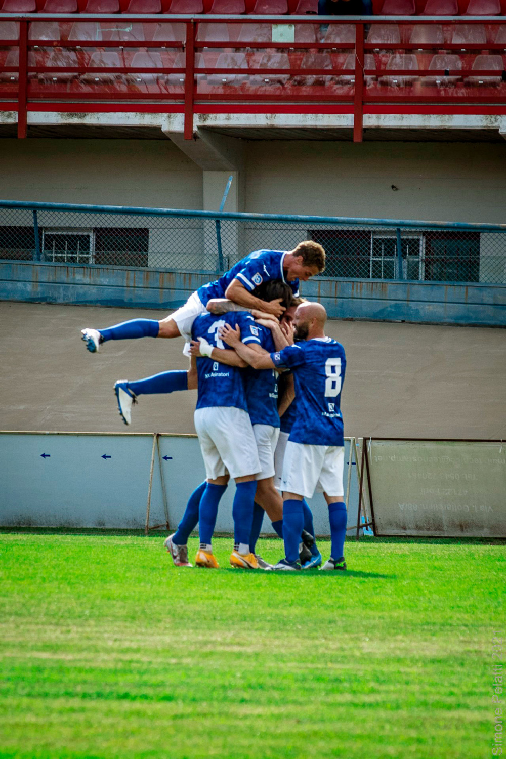 Foto esultanza Mezzolara Calcio - Gara Forlì Mezzolara 5 Giugno 2021